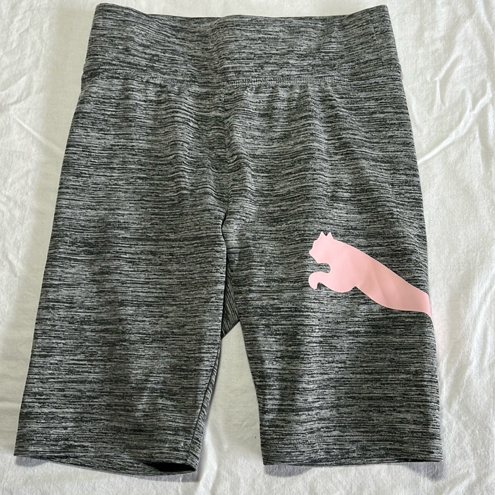 Size 7/8 Puma bike  Shorts